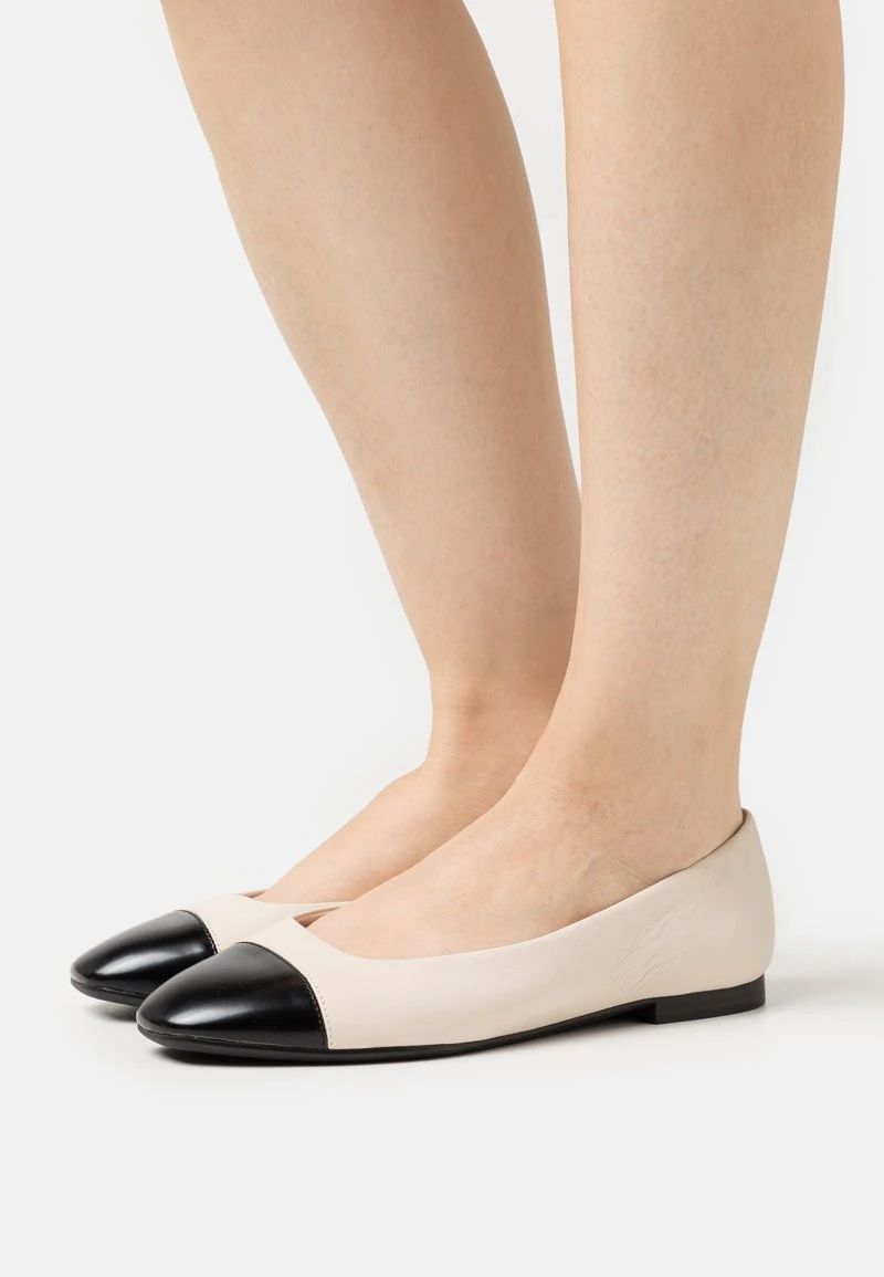 Tamaris Klassischer Ballerina - Ivory/black 3 Tamaris Klassischer Ballerina - Ivory/black