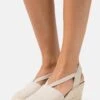 Tamaris Espadrille - Nude 1 Tamaris Espadrille - Nude -Tamaris Schuh Geschaft 3818c6f480654bf5aa910c317815f1aa