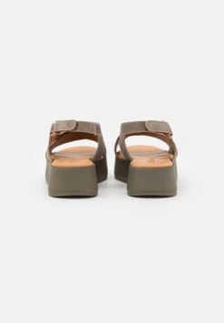 Tamaris Plateausandalette - Olive -Tamaris Schuh Geschaft 39de0df8dc8147d2bbd60b7e502e63c9