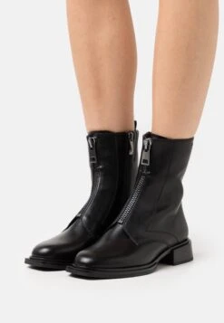 Tamaris Stiefelette - Black Matt