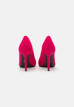 Tamaris Pumps - Fuxia 11 Tamaris Pumps - Fuxia -Tamaris Schuh Geschaft 7f651a3cd0f84afdb453ab4c8240b862