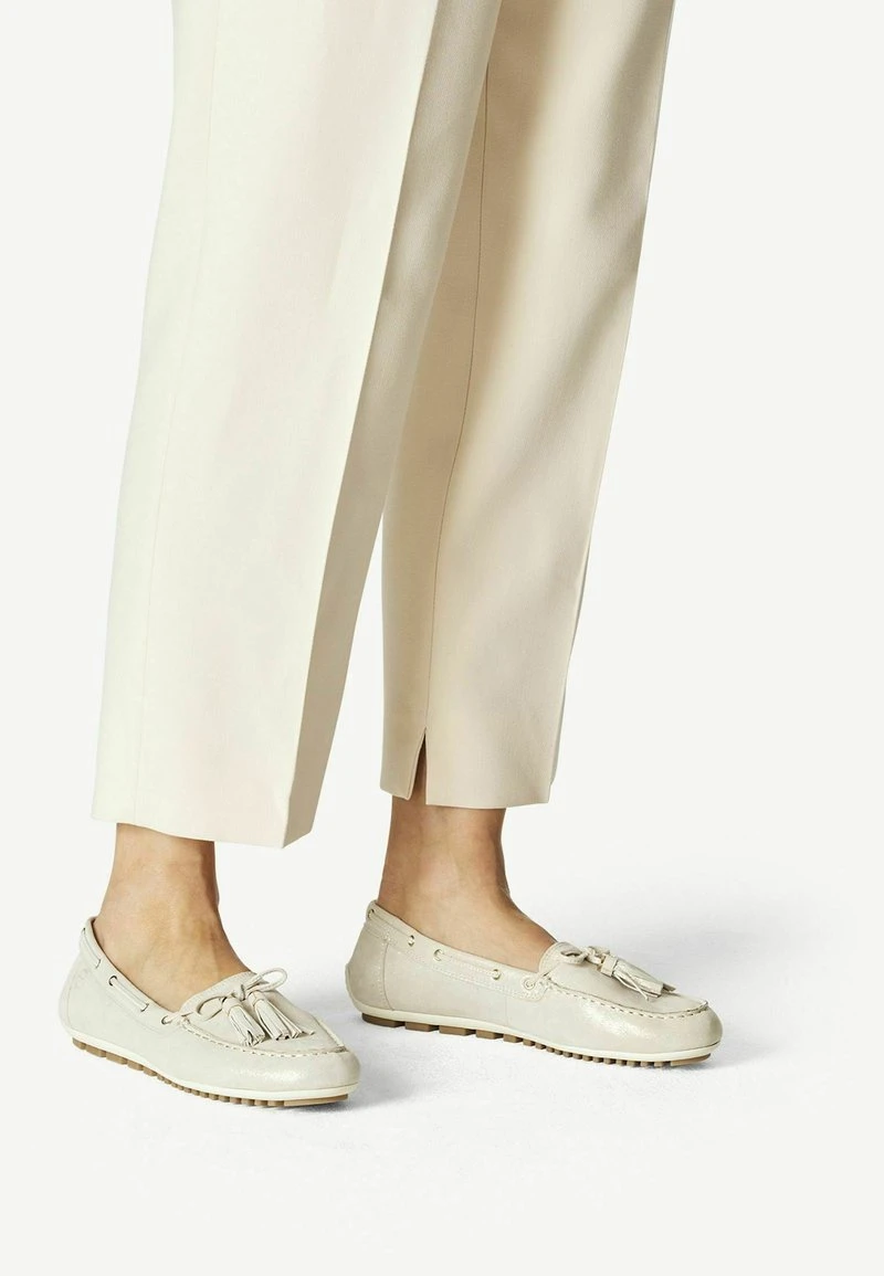 Titelseite -Tamaris Schuh Geschaft 9a23c1deb70a439092771a7a224ccc81