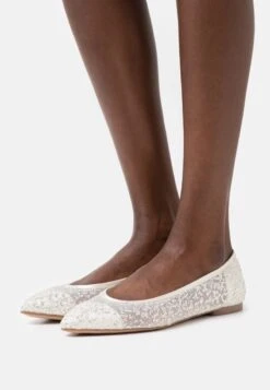 Tamaris Klassischer Ballerina - Ivory Glam